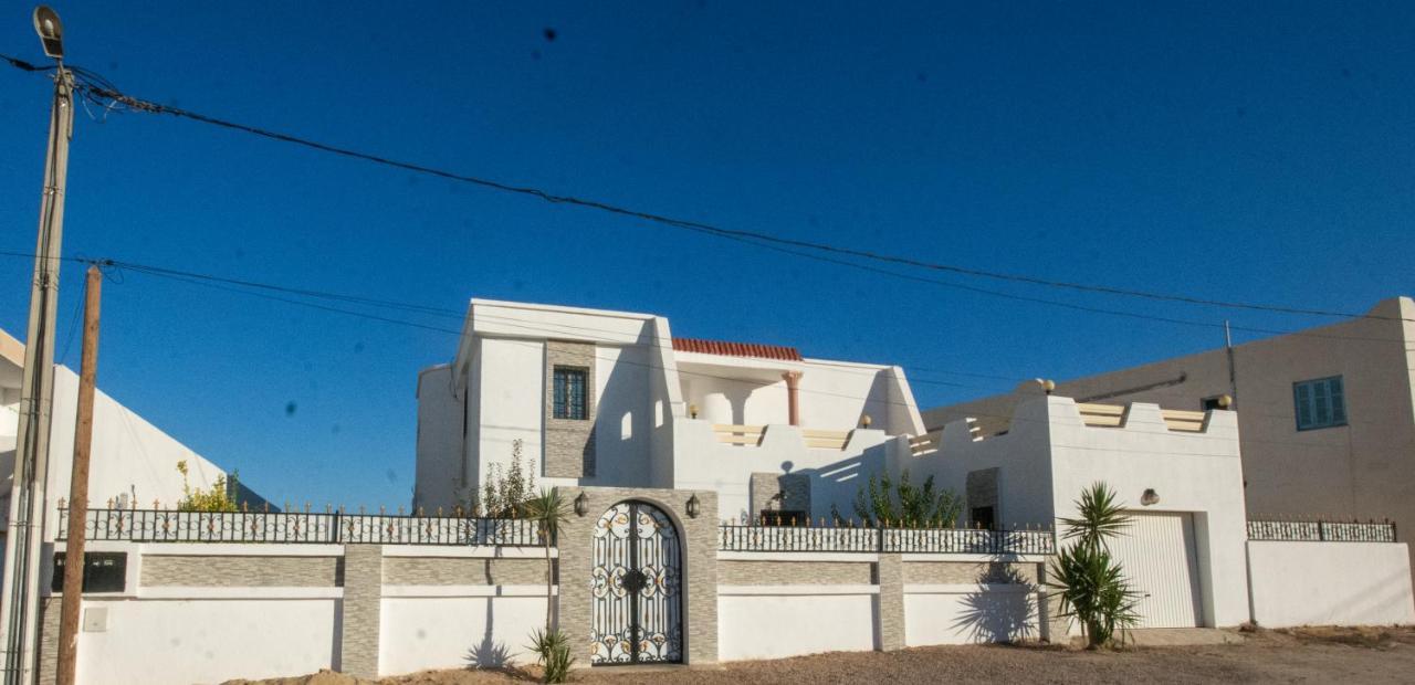 Villa Meublee Avec Piscine Et Abri De Voiture Erriadh ภายนอก รูปภาพ