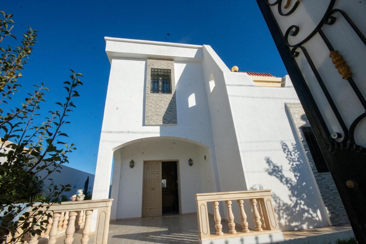 Villa Meublee Avec Piscine Et Abri De Voiture Erriadh ภายนอก รูปภาพ