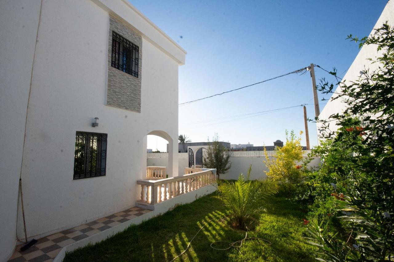 Villa Meublee Avec Piscine Et Abri De Voiture Erriadh ภายนอก รูปภาพ